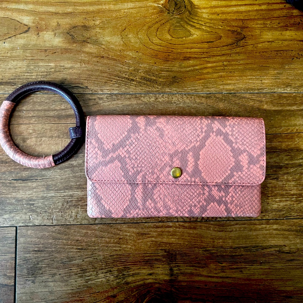 Fossil Clutch/Wristlet